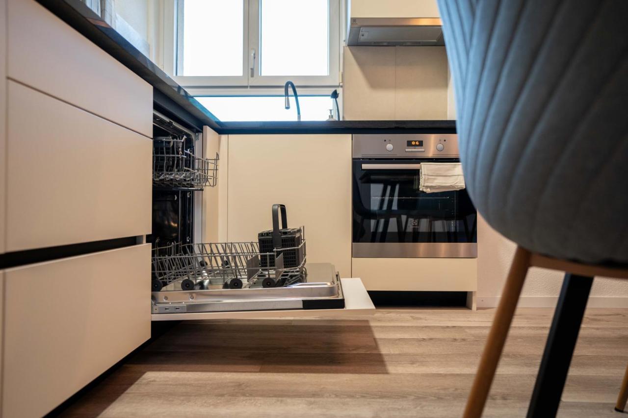 Moderne Wohnung Mit Parkplatz - Top Floor Ostermundigen Exterior foto